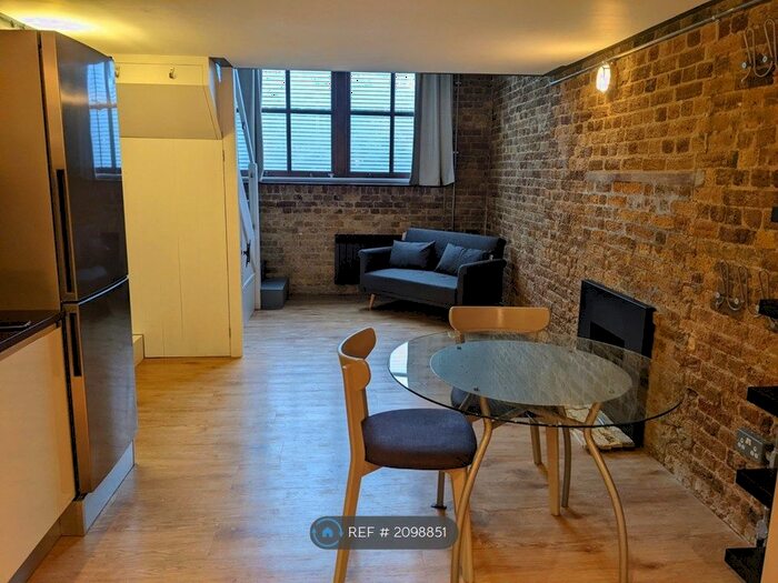 1 Bedroom Flat To Rent In Priory Grove School, London, SW8
