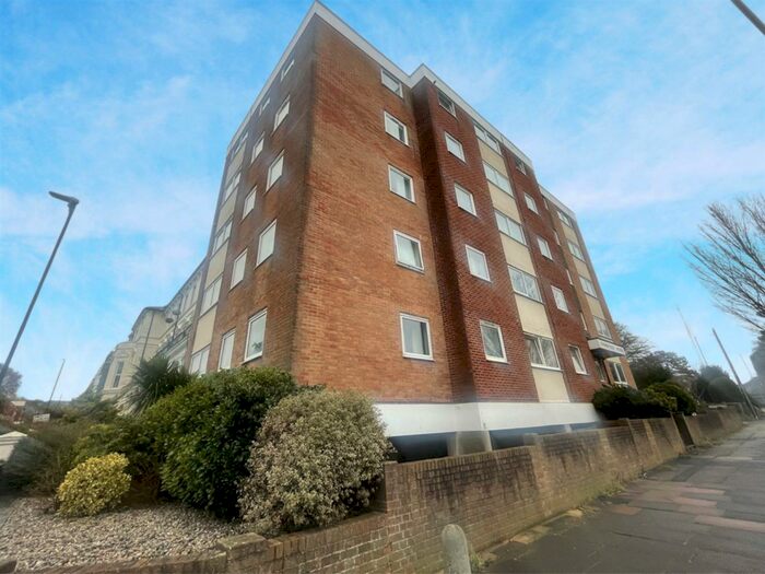1 Bedroom Flat To Rent In The Avenue, Eastbourne, BN21