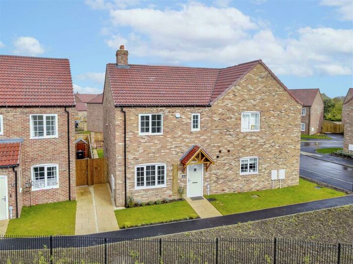 3 Bedroom Semi-Detached House For Sale In Lascelles, Goldsbrough, HG5