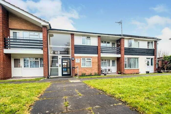 1 Bedroom Flat To Rent In Kents Close, Solihull, B92