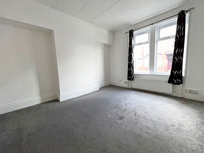 1 Bedroom Flat To Rent In Mafeking Street, Gateshead, NE9