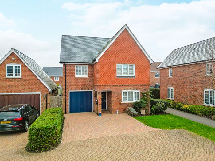 4 Bedroom Detached House For Sale In Williamson Way, Pitstone, LU7