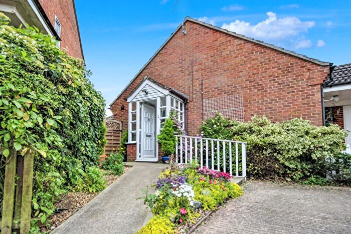 3 Bedroom Bungalow To Rent In Cob Place, Godmanchester, Huntingdon, PE29