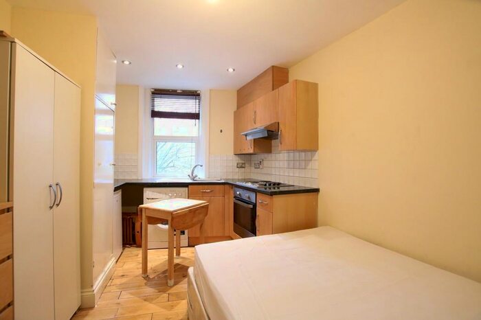 Studio To Rent In High Road, London, NW10