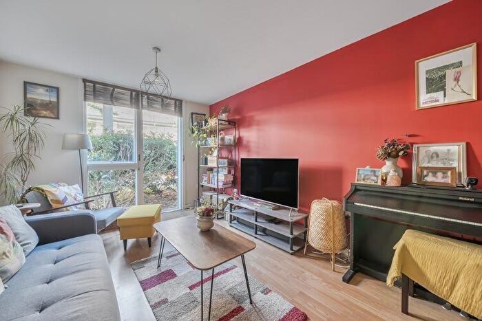 2 Bedroom Flat For Sale In Judd Apartments, Crouch End, London, N8