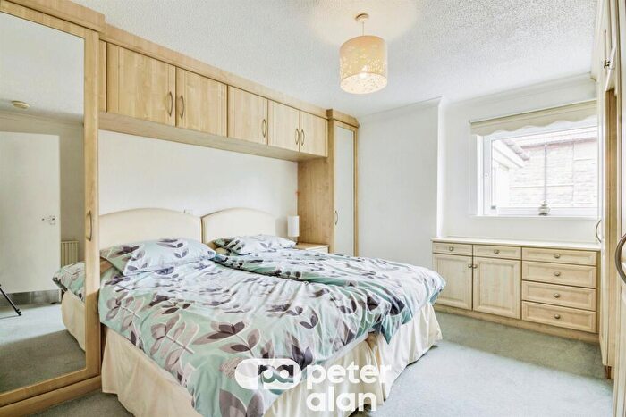 2 Bedroom Apartment For Sale In Stow Park Crescent, Newport, NP20