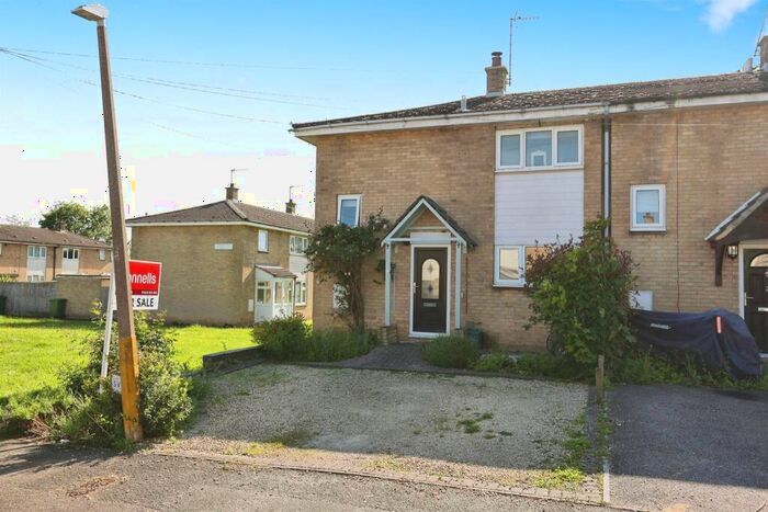 2 Bedroom End Of Terrace House For Sale In Lindsay Walk, Temple Herdewyke, Southam, CV47