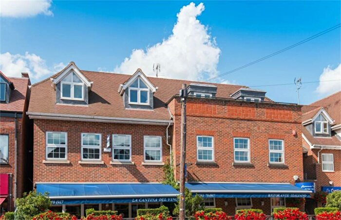 2 Bedroom Apartment To Rent In The Broadway, Farnham Common, SL2