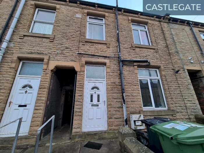 2 Bedroom Terraced House To Rent In Crosland Road, Thornton Lodge, Huddersfield HD1