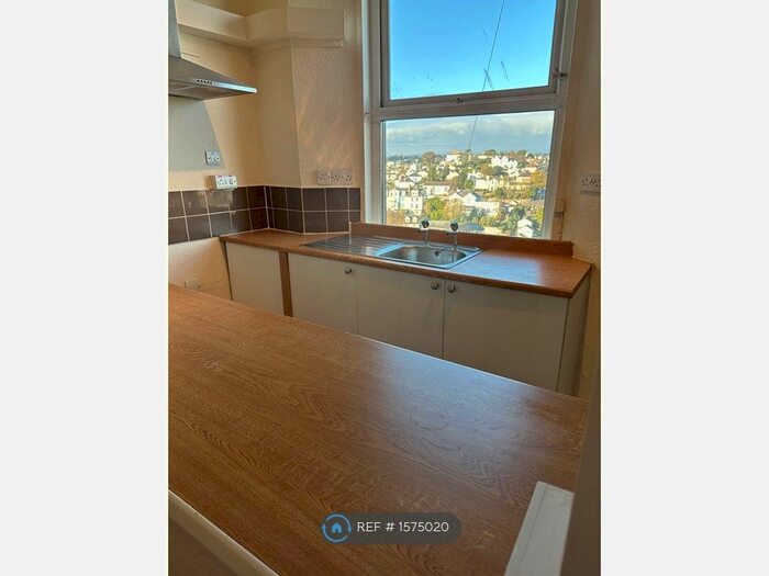 1 Bedroom Flat To Rent In Pennsylvania Road, Torquay, TQ1