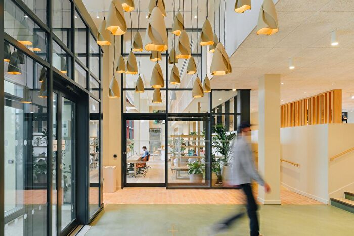 2 Bedroom Property To Rent In Silbury Boulevard, Milton Keynes, MK9