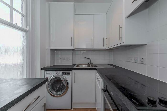 1 Bedroom Flat To Rent In Inglewood Road London, NW6