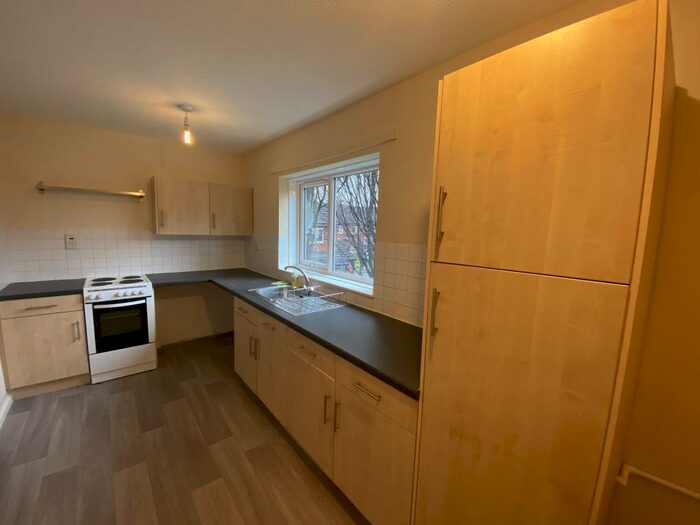 1 Bedroom Apartment To Rent In Tensing Street, OL8