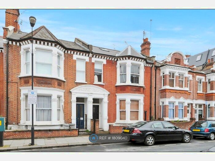 1 Bedroom Flat To Rent In Pennard Road, Shepherds Bush, W12