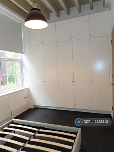 1 Bedroom Flat To Rent In Corsham Street, London, N1
