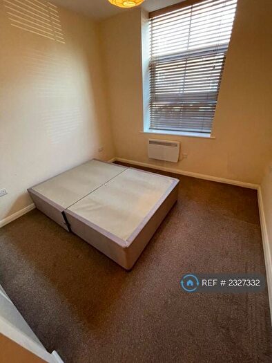 1 Bedroom Flat To Rent In Peel Mills, Morley, Leeds, LS27