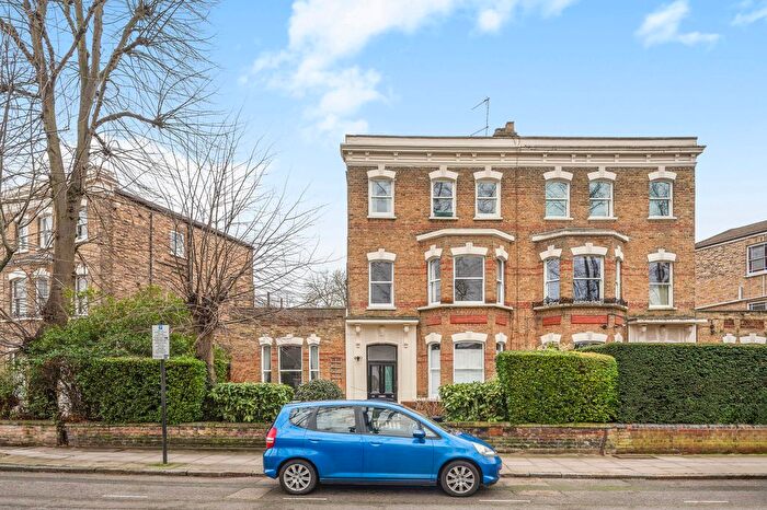 1 Bedroom Flat For Sale In Penn Road, Islington, London, N7