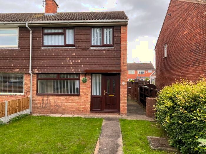3 Bedroom Property To Rent In Tudor Green, Blacon, Chester, CH1