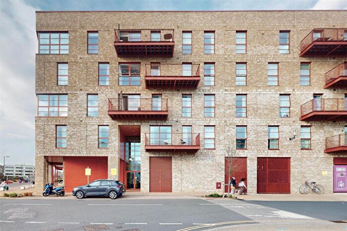 2 Bedroom Flat To Rent In Atlas House, Copper Street, London, E20