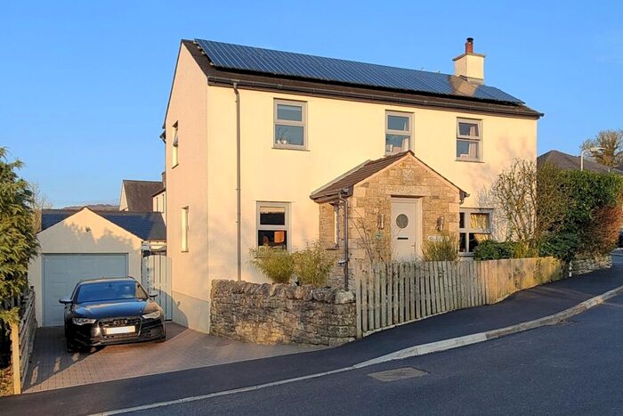 4 Bedroom Detached House For Sale In Church Bank Gardens, Burton-in-Kendal, LA6