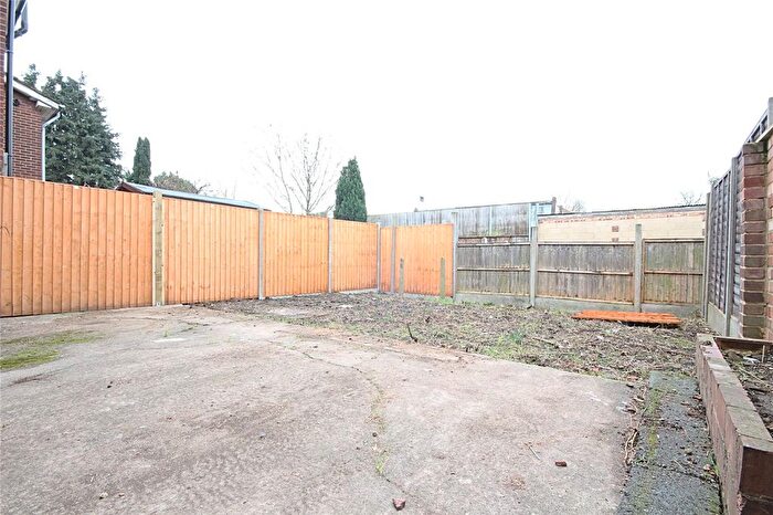 3 Bedroom Maisonette To Rent In Densworth Grove, London, N9