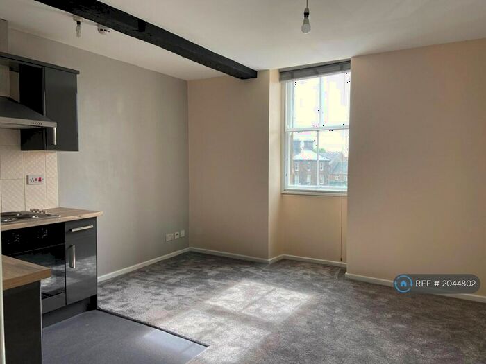 1 Bedroom Flat To Rent In Eagle Parade, Buxton, SK17