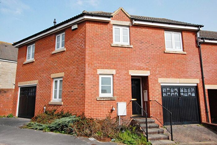2 Bedroom Semi Detached House For Sale In Wakeford Way, Warmley, Bristol, BS30
