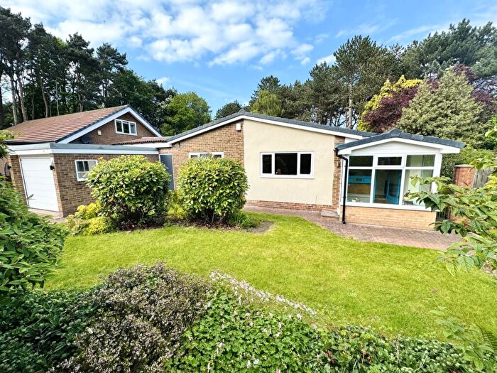 2 Bedroom Detached Bungalow For Sale In Burnside, Peterlee, County Durham, SR8