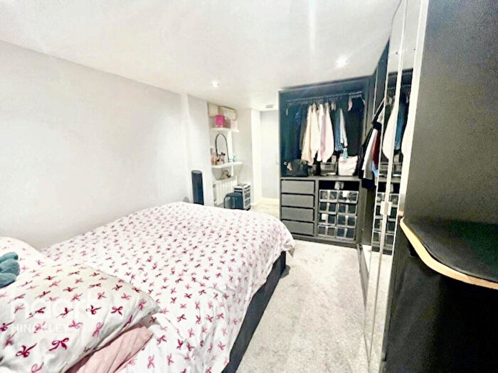 1 Bedroom Duplex For Sale In New Street, Hinckley, LE10