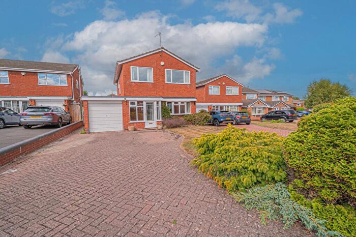 4 Bedroom Detached House For Sale In Woodrow Crescent, Knowle, B93