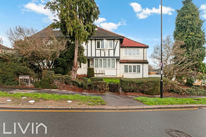 2 Bedroom Flat To Rent In Nottingham Road, South Croydon, CR2