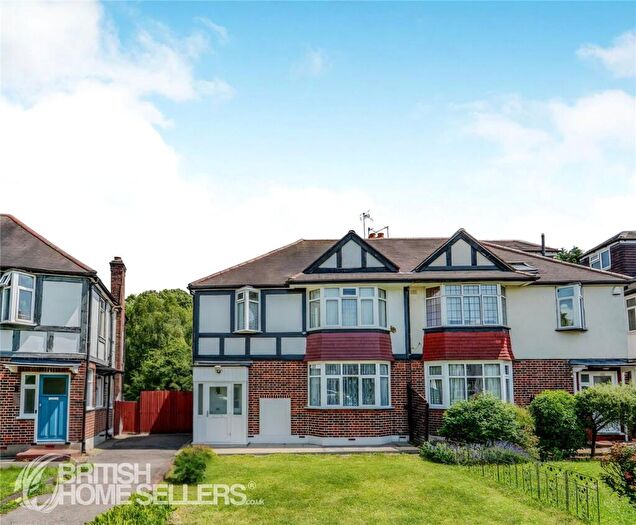 1 Bedroom Maisonette For Sale In Rushgrove Avenue, London, NW9