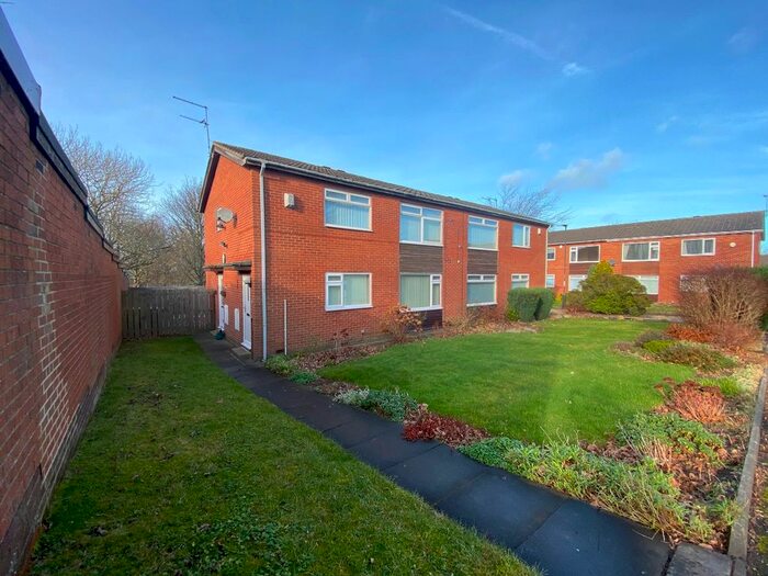 2 Bedroom Flat To Rent In Lotus Close, Chapel Park, Newcastle Upon Tyne, NE5