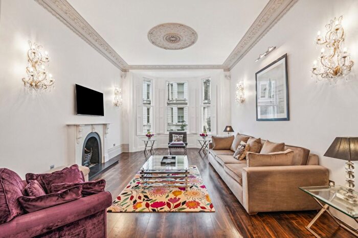 3 Bedroom Flat For Sale In Stafford Terrace, London, W8