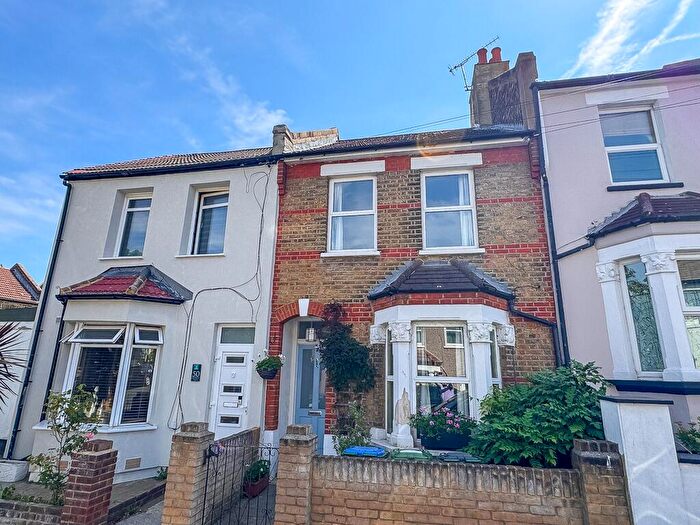 2 Bedroom Terraced House For Sale In Albatross Street, Plumstead, London, SE18