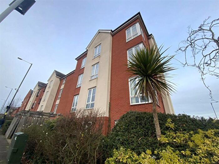 1 Bedroom Flat For Sale In Blakesley Mews, Stechford, B33