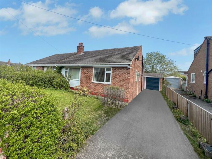 Houses for sale & to rent in CH61 5YE, Old Wood Road, Pensby And