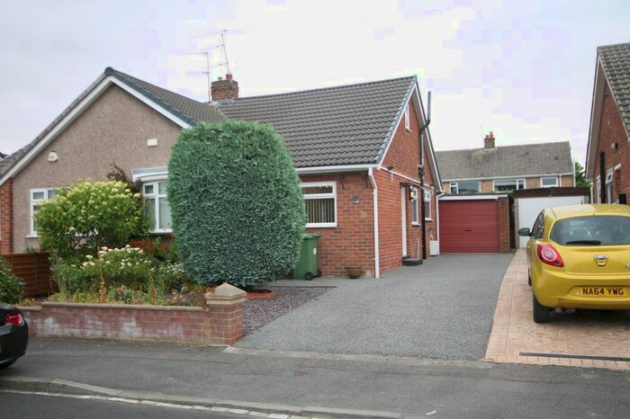 3 Bedroom Bungalow To Rent In Welldale Crescent, Stockton-On-Tees, Durham, TS19