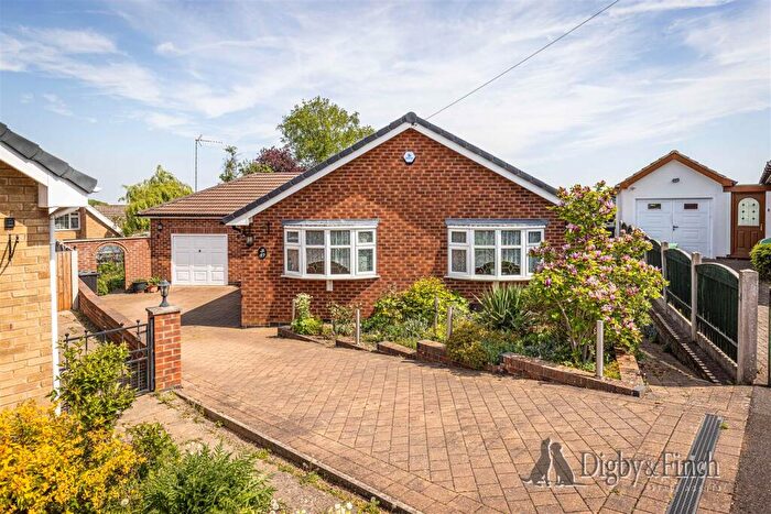3 Bedroom Bungalow For Sale In Morton Gardens, Radcliffe-On-Trent, Nottingham, NG12