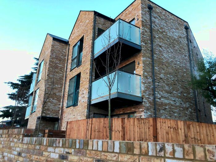 2 Bedroom Flat To Rent In Burnt Ash Lane, Bromley, BR1