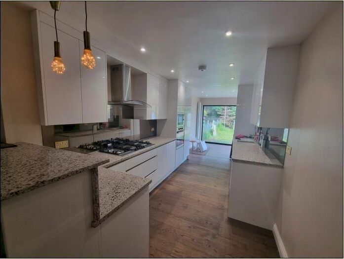 3 Bedroom Terraced House To Rent In Slough, Berks, SL1