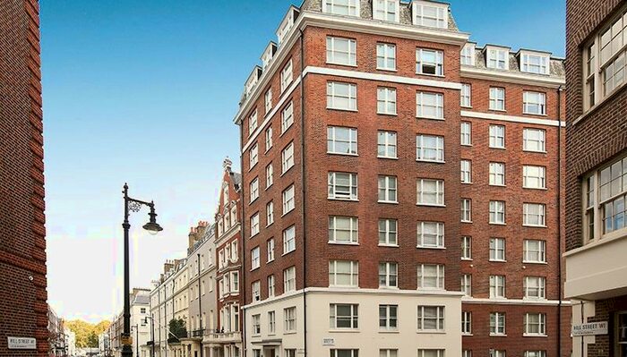 1 Bedroom Flat To Rent In Hill Street, London, W1J