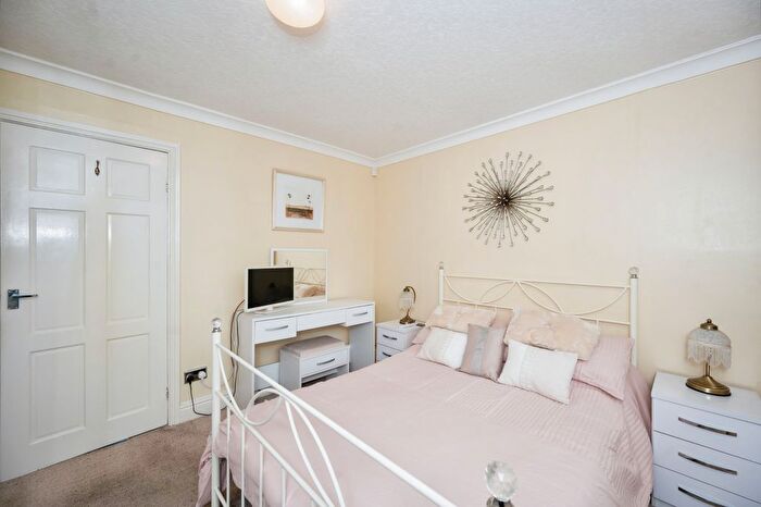 2 Bedroom Bungalow For Sale In Rostherne Close, Warrington, Cheshire, WA5