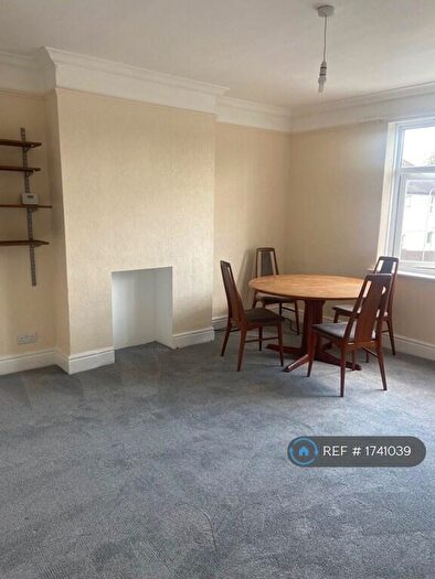2 Bedroom Maisonette To Rent In Harrow, Harrow, HA2