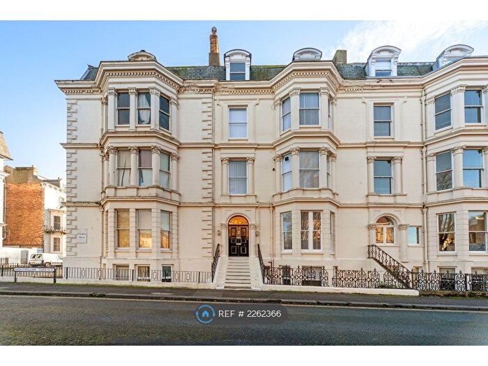 2 Bedroom Flat To Rent In Montpellier Terrace, Scarborough, YO11