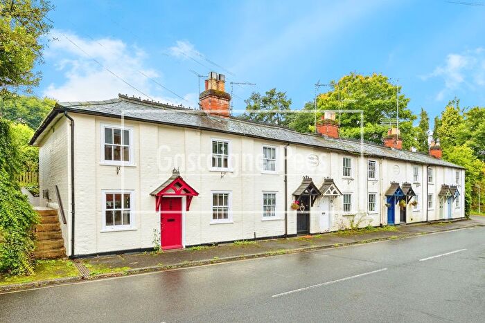 3 Bedroom Cottage To Rent In Whitedown Cottages, Alton, GU34