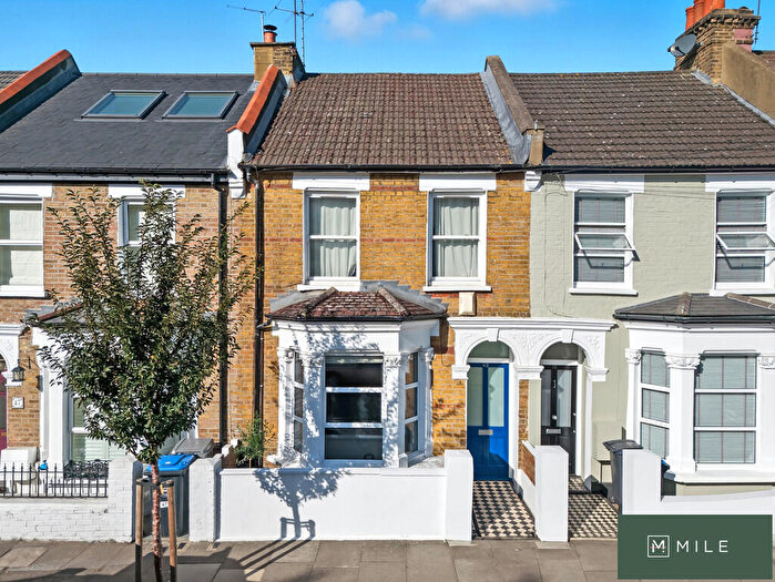 1 Bedroom Flat For Sale In Earlsmead Road, London, NW10
