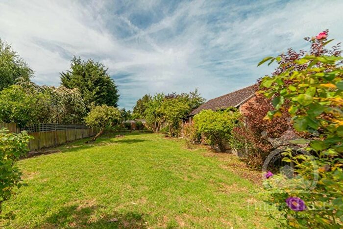 4 Bedroom Detached House For Sale In Amery Road, Pebworth Estate, Harrow, Middlesex, HA1