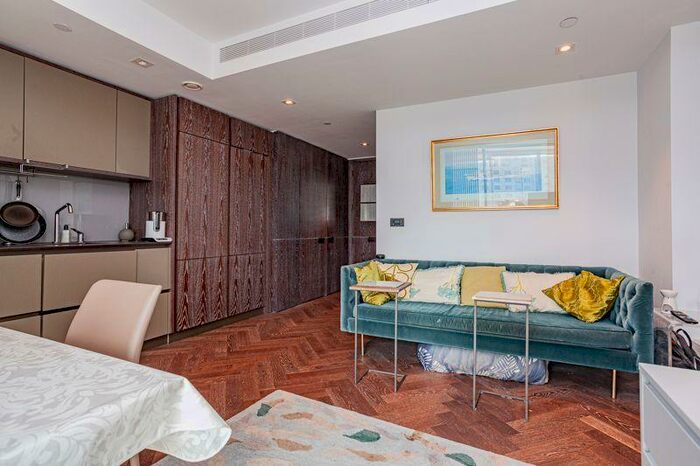 1 Bedroom Detached House To Rent In Circus Road West, London, SW11