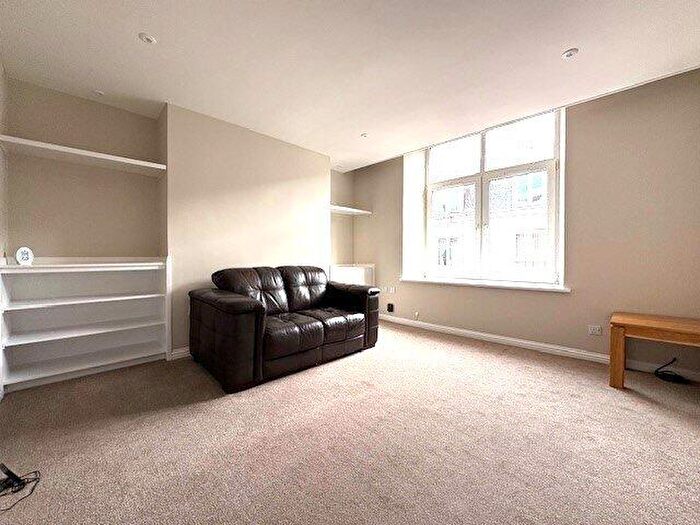 1 Bedroom Flat To Rent In Wallfield Place, Rosemount, Aberdeen, AB25
